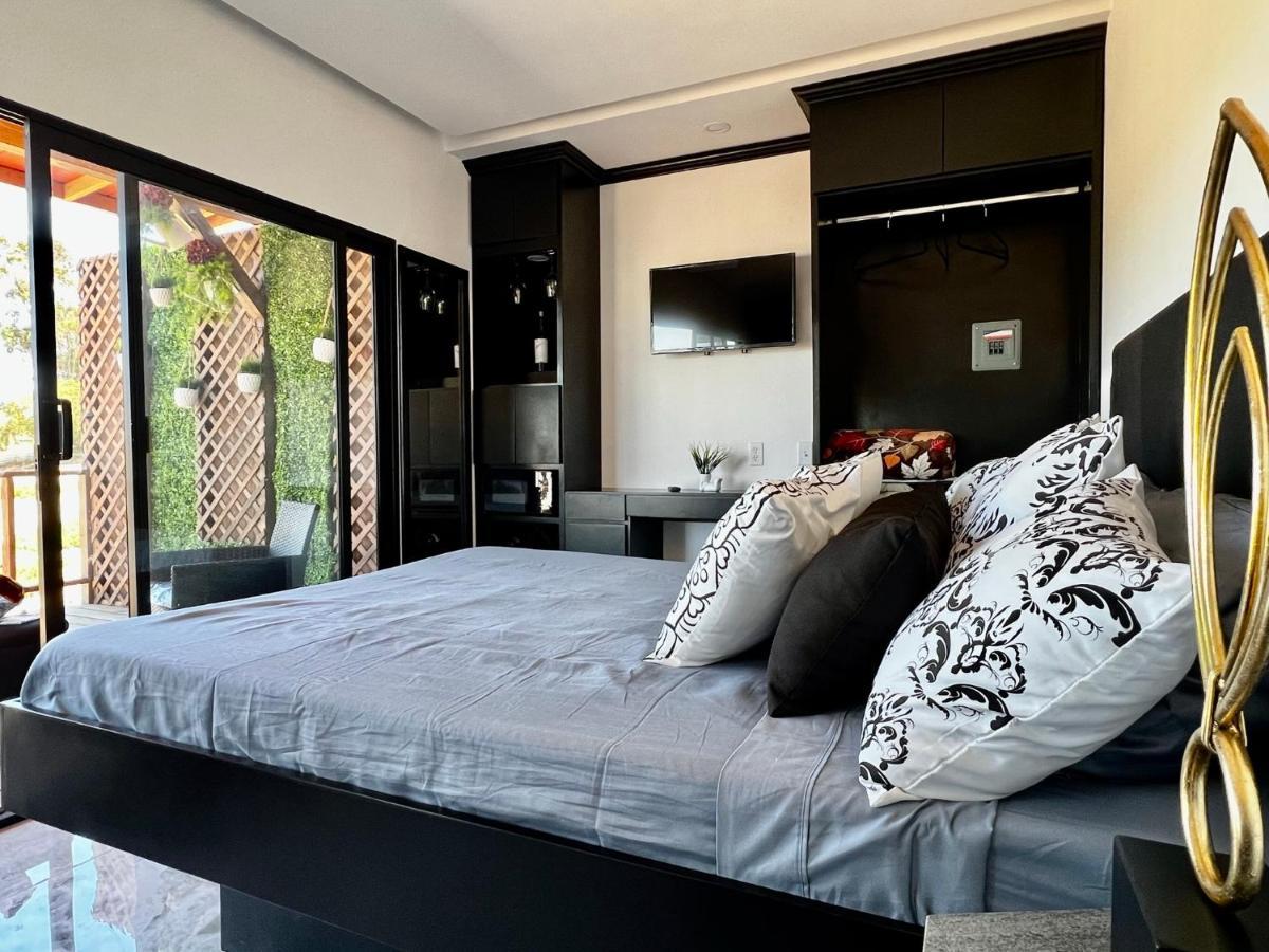 Colibri Tiny House Guest House Valle de Guadalupe Exterior photo